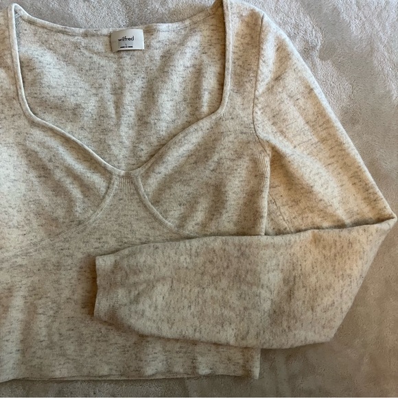 Aritzia - Wilfred Crop Sweater - Picture 5 of 7